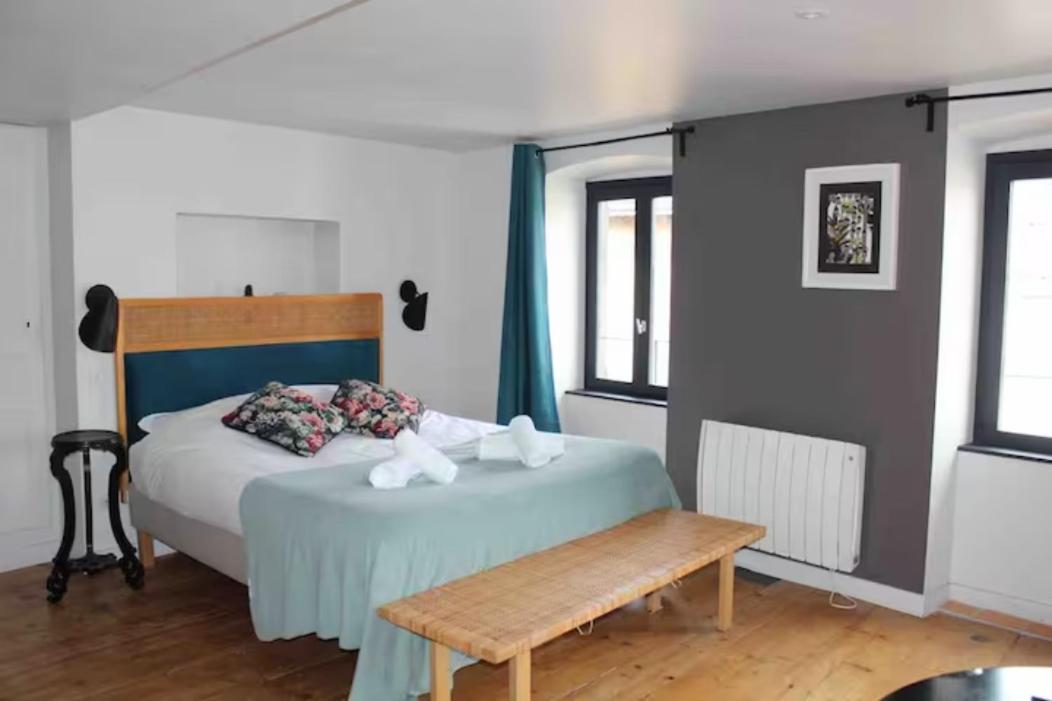Bed and Breakfast La Tour Gregoire Clermont-Ferrand Exterior foto