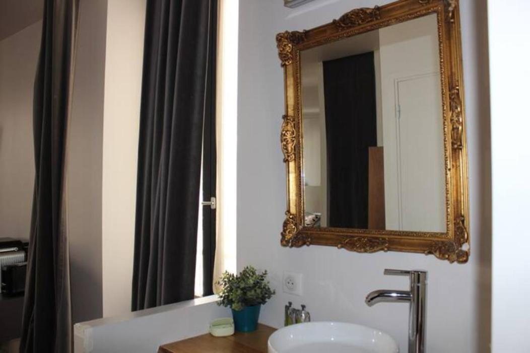 Bed and Breakfast La Tour Gregoire Clermont-Ferrand Exterior foto