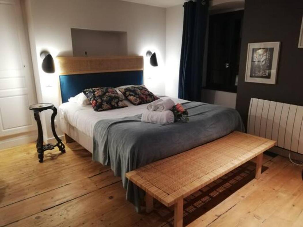 Bed and Breakfast La Tour Gregoire Clermont-Ferrand Exterior foto